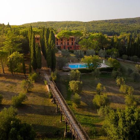 ホテル Palazzo Vittoria マッサ・マリッティマ エクステリア 写真